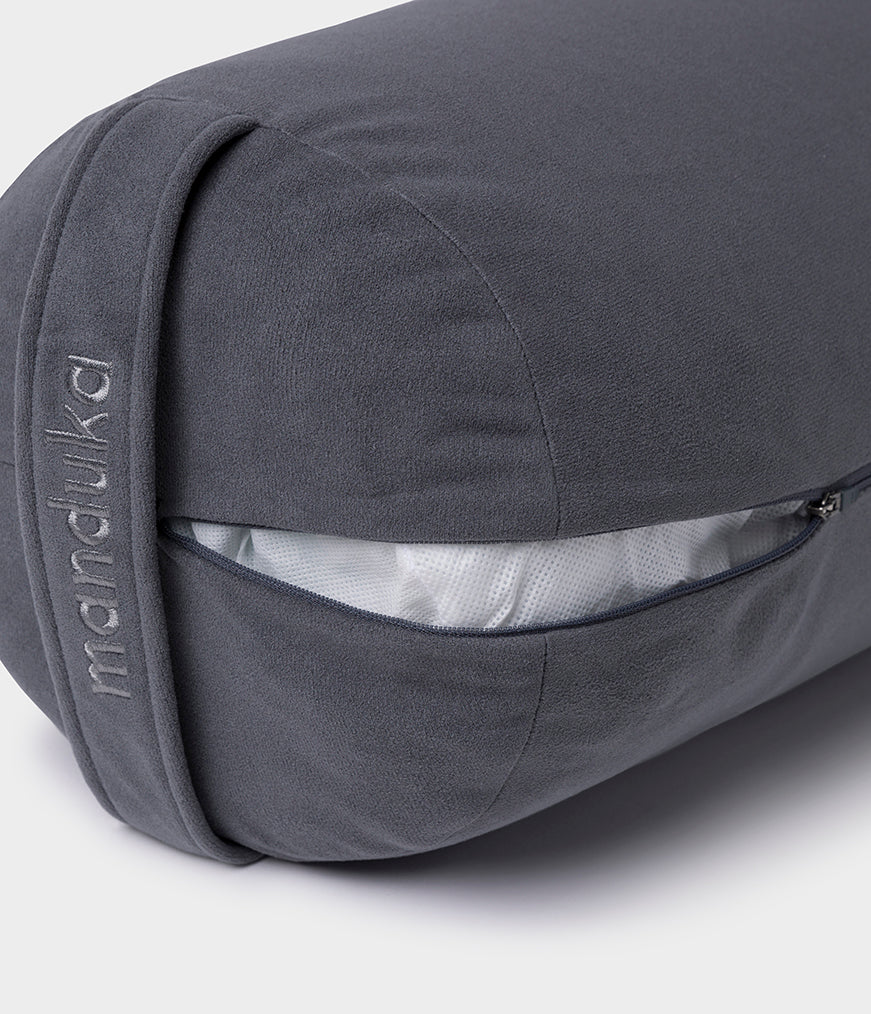 בולסטר יוגה עגול Manduka Round Bolster