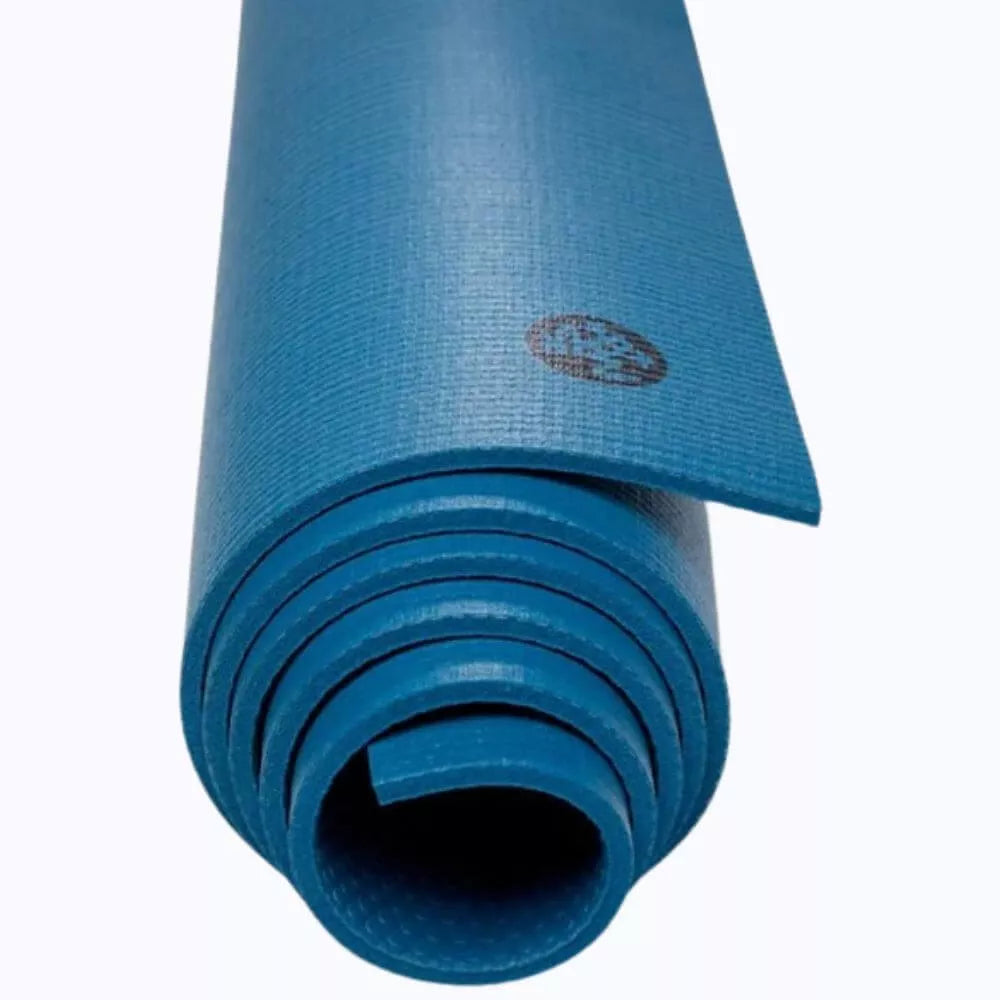 מזרן יוגה מקצועי Manduka PRO® בעובי 6 מ״מ