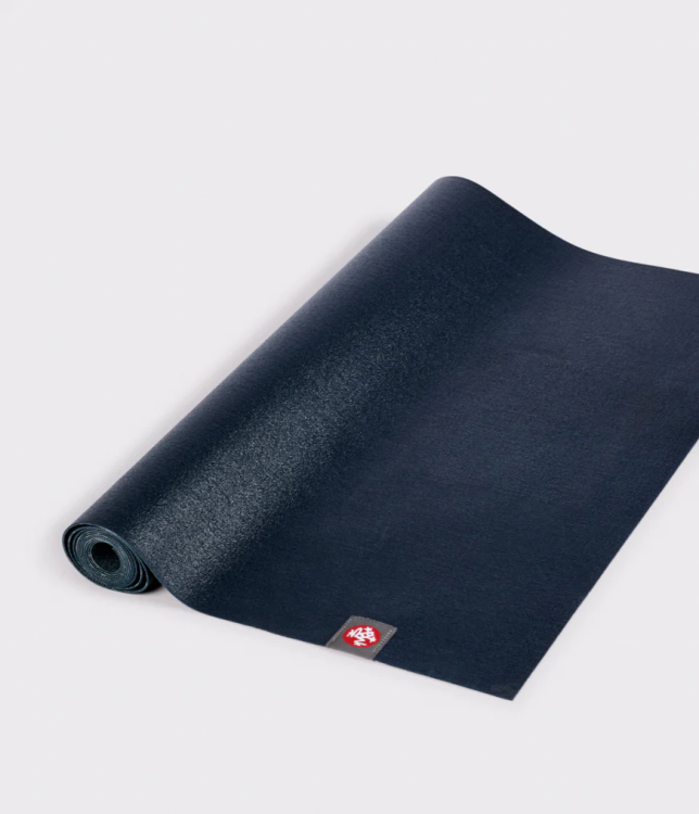 מזרן יוגה Manduka eKO® SuperLite Travel בעובי 1.5 מ״מ