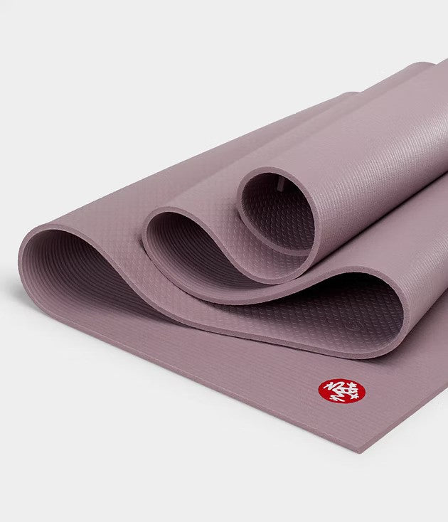 מזרן יוגה מקצועי Manduka PRO® בעובי 6 מ״מ