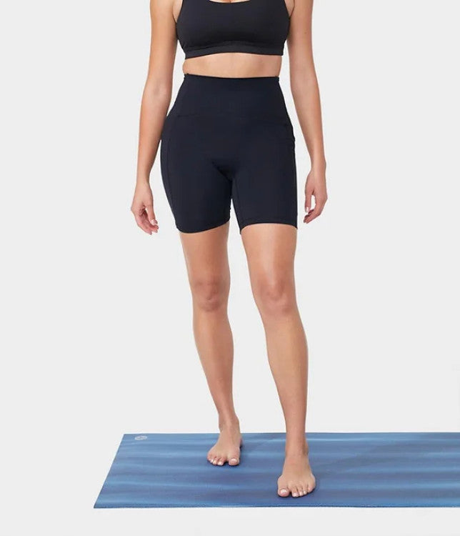Manduka Presence Short