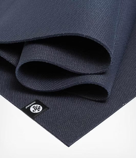 מזרן יוגה Manduka X בעובי 5 מ״מ
