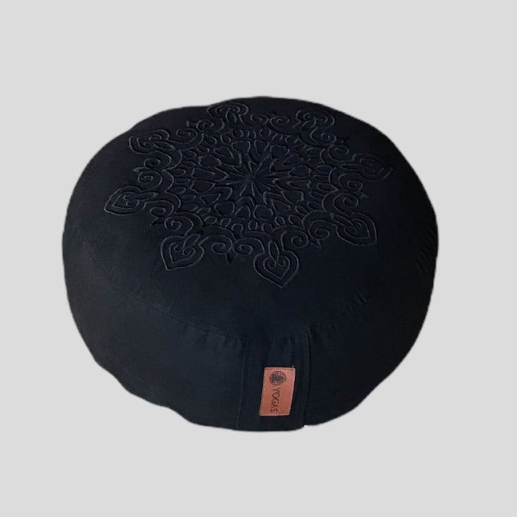 Zafu – כרית מדיטציה יוקרתית עם כיסוי בד זמש (Suede) ומילוי קליפות כוסמת